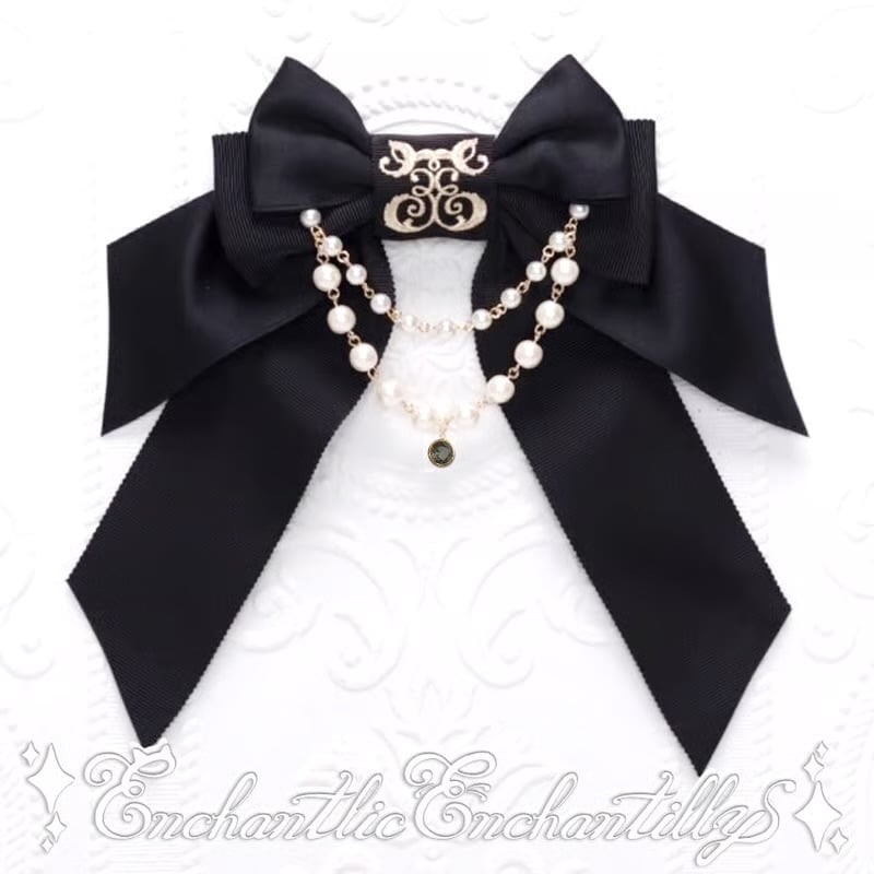 Enchantlic Enchantilly／ロゴ刺繍パールリボンブローチ（黒） | chou