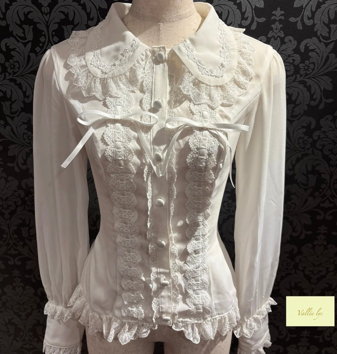 Vallée lys／Dreams Ladder Lace Long Sleeved Blou