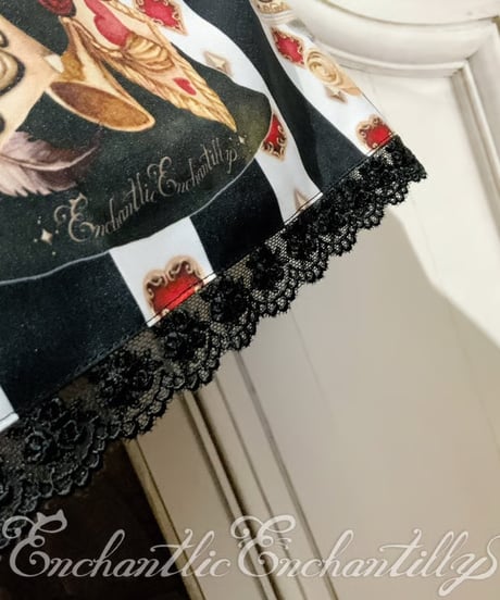 Enchantlic Enchantilly／不思議の国のQueenCat JSK（黒白ストライプ）