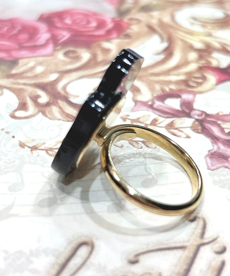 Enchantlic Enchantilly／Dolled Up Ring 〜Masquerade Cat〜（赤）