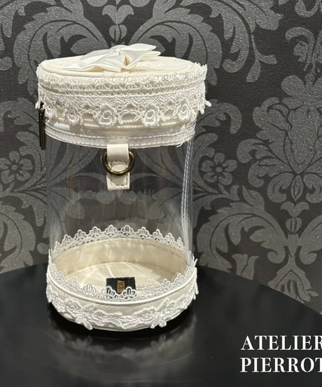 ATELIER-PIERROT／ “Throne” Doll Pouch（ホワイト）