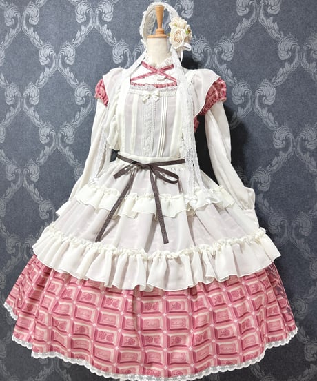 Enchantlic Enchantilly／ｱﾝｼｬﾝﾃﾘｰﾁｮｺﾚｰﾄﾜﾝﾋﾟｰｽ（ﾙﾋﾞｰﾁｮｺﾚｰﾄ）