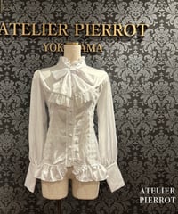 ATELIER-PIERROT／Classical Duchess Ribbon Blouse（ホワイト）