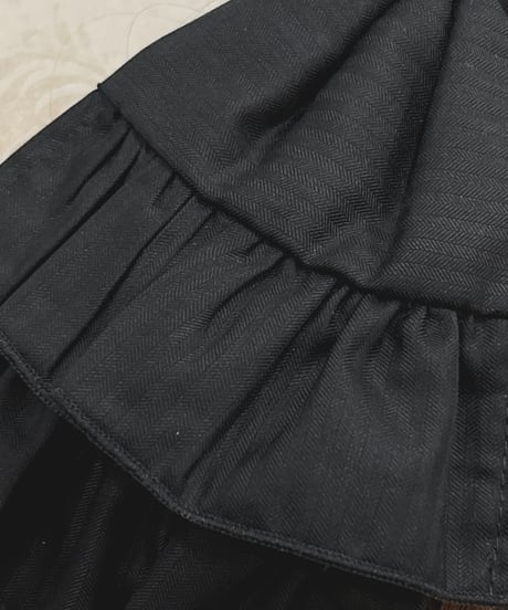 尾州ロリィタ ／リボンヘッドドレス（艶黒ストライプ）