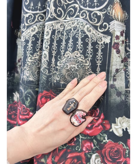 Enchantlic Enchantilly／Dolled Up Ring 〜Masquerade Cat〜（赤）
