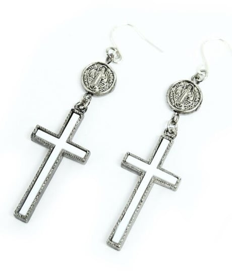 Sheglit／"Sacred"タイニーピアス（ホワイト）