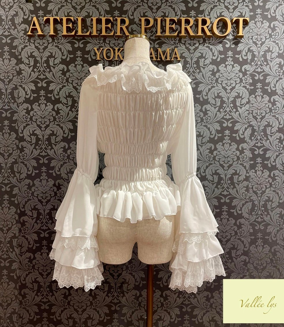 アトリエピエロヴァレリスBlossom Breeze Blouse white