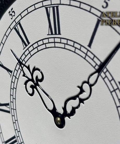 ATELIER-PIERROT／“Aeon” Clock Shoulder Bag（ブラック）