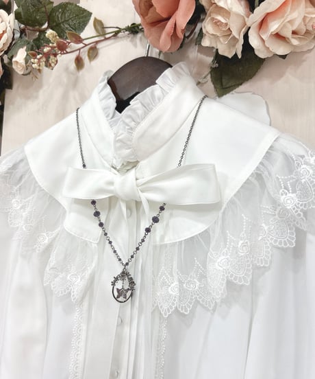 Sheglit／"Serena"タックブラウス（ホワイト）【2サイズ展開】