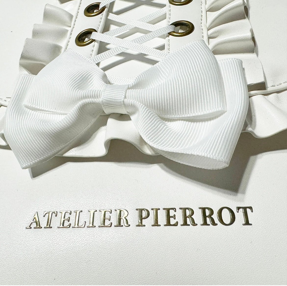 ATELIER-PIERROT／Enchanted Corset Bag（White） | c