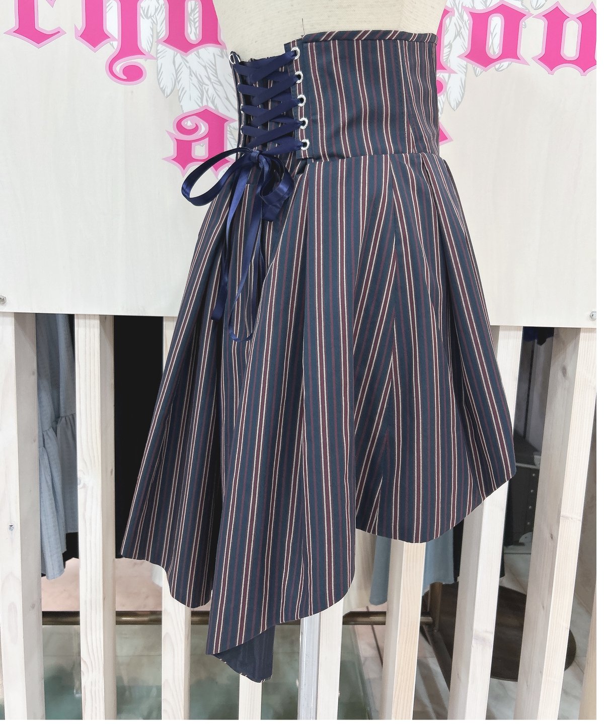 美品✨ヒューゴボス　セットアップ　ネイビーストライプ　48トルコ製　総裏 NITTO SEKKO ゴミ箱 屋外 大型 大容量 おしゃれ 完成品 ごみ ダスト