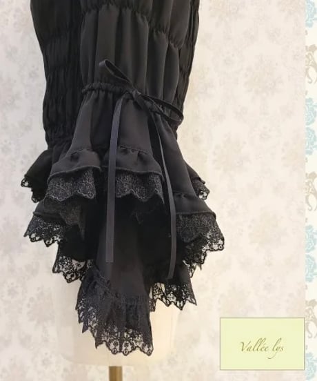 Vallée lys／ Blossom Breeze Blouse （ブラック）