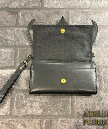 ATELIER-PIERROT／　“Nocturnal Grave” Batwing Wallet Bag（ブラック）