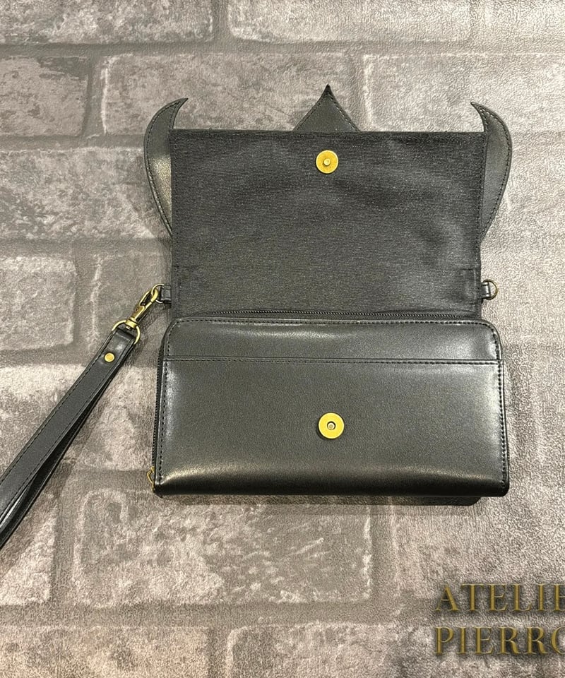 ATELIER-PIERROT／ “Nocturnal Grave” Batwing Wall