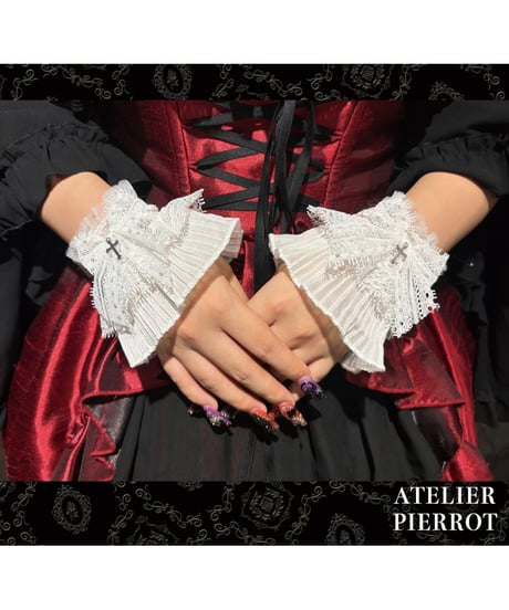 ATELIER-PIERROT／Holy Veil Cuffs（ホワイト）