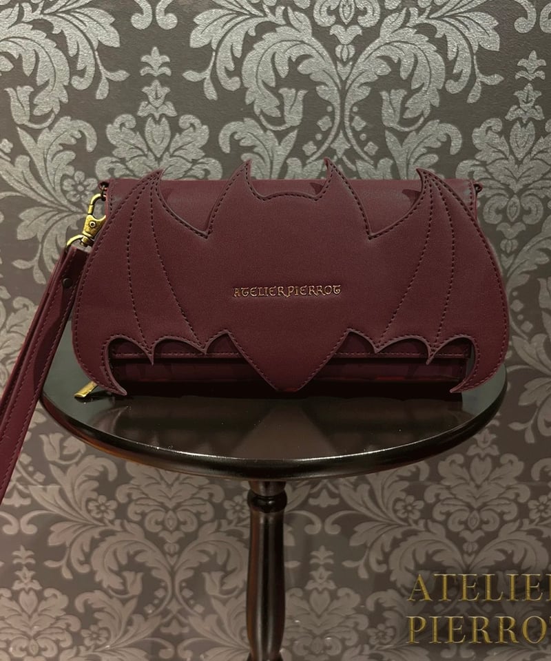 ATELIER-PIERROT／ “Nocturnal Grave” Batwing Wall