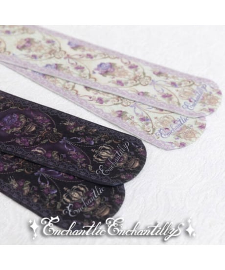 Enchantlic Enchantilly／すみれ姫の王冠オーバーニー ソックス（生成）