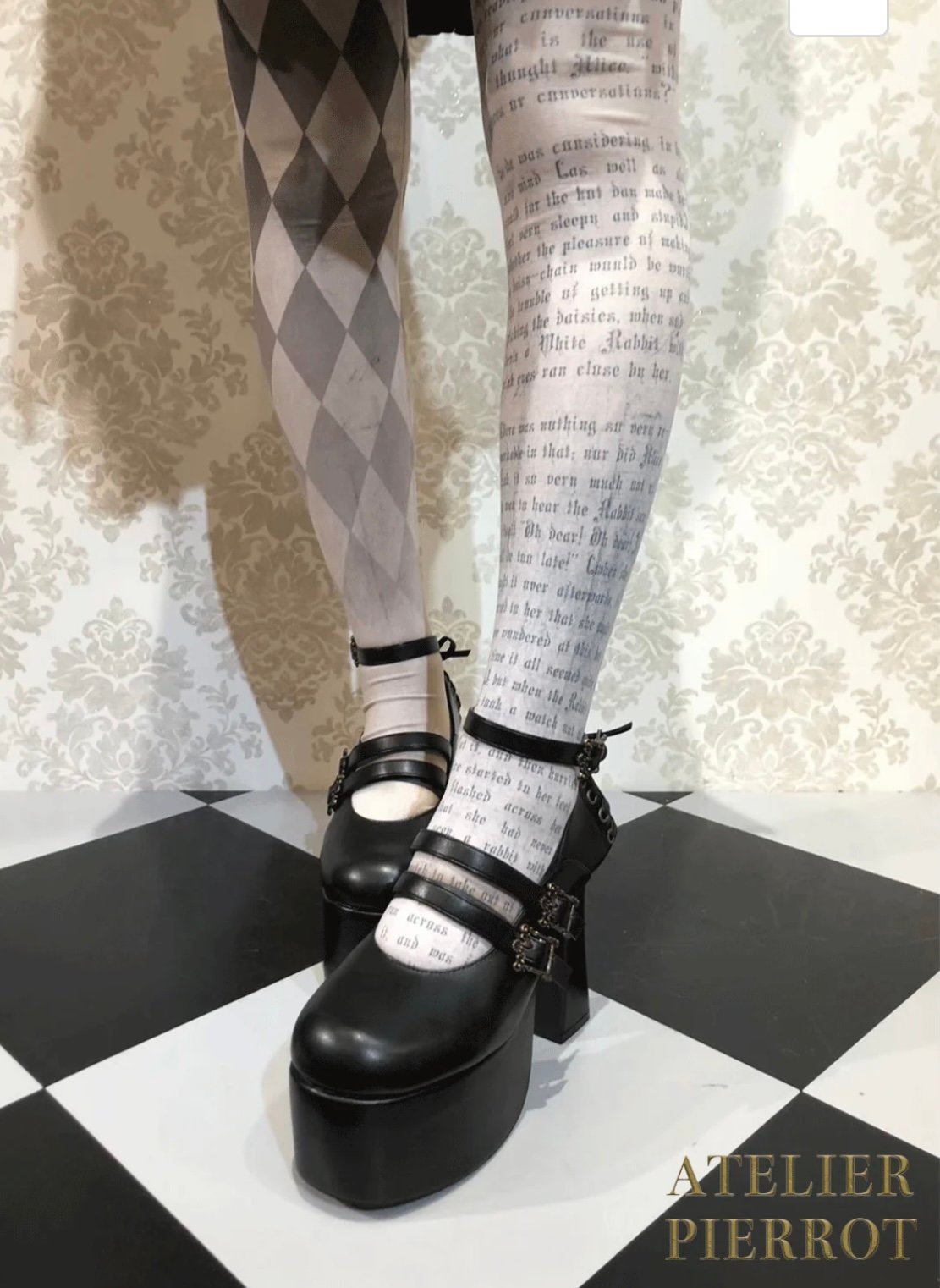 ATELIER-PIERROT／ANTIQUE GOLD FRAME PUMPS | chou