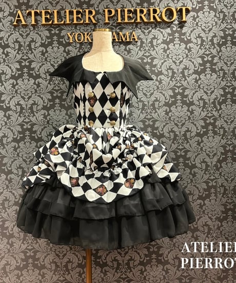 カプリシャスミー　フリルフレアワンピース　ジャンパースカート　ブラック　新品 カプリシャスミーフリルフレアワンピースジャンパースカート