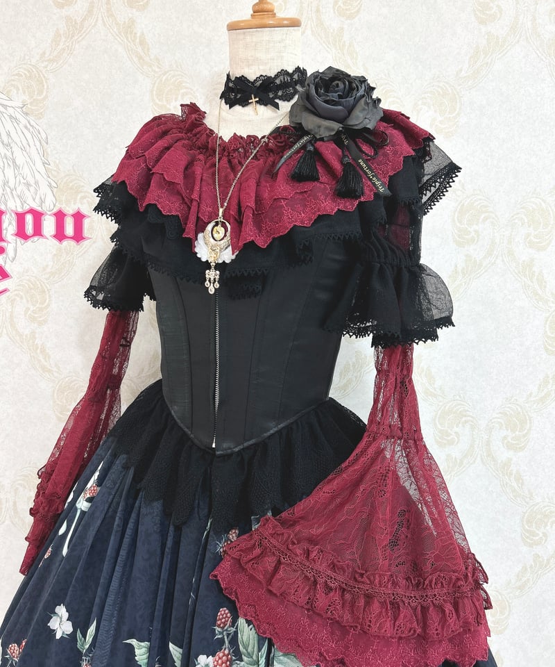 ATELIER-PIERROT／Shirring princess sleeve blouse