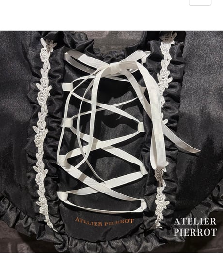 ATELIER-PIERROT／Lace up Ribbon Heart Bag （ブラック×ホワイト）