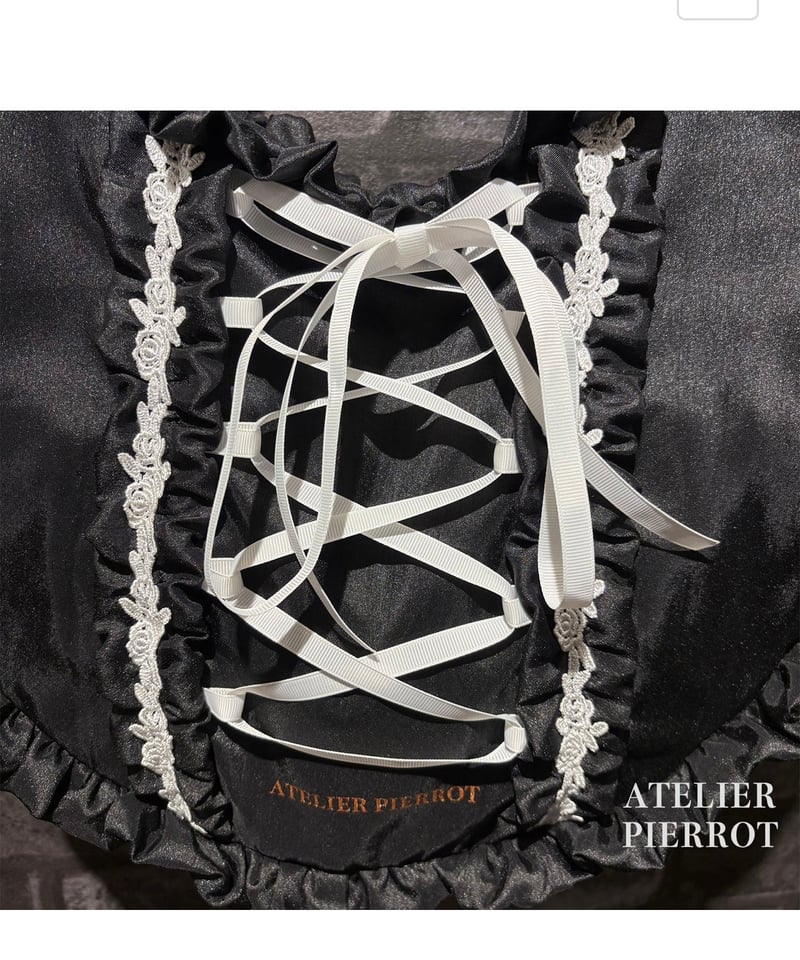 ATELIER-PIERROT／Lace up Ribbon Heart Bag （ブラック×