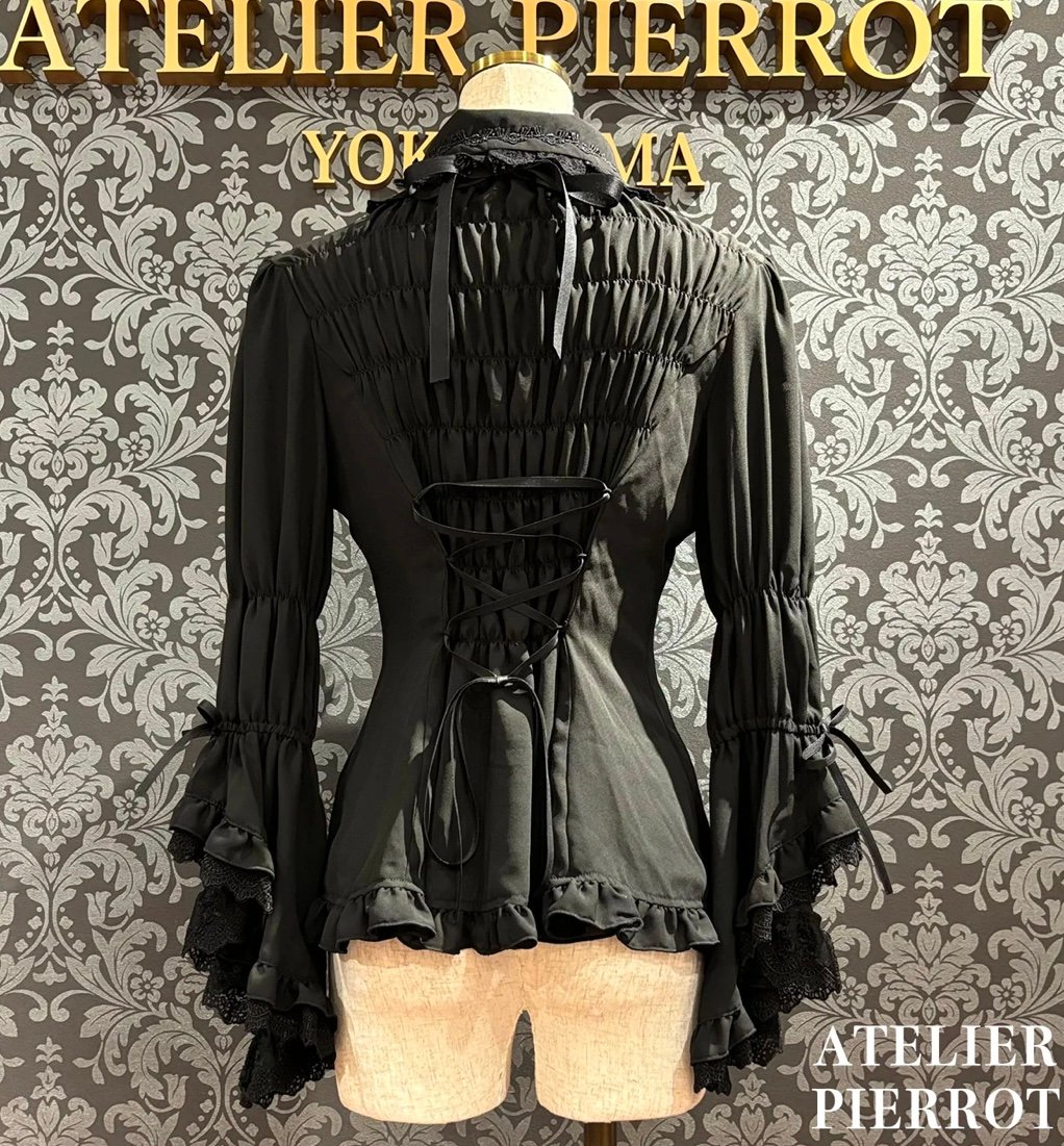 ATELIER-PIERROT／Louise Jabot Half Sleeve Blouse