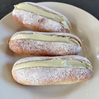 ＊冷凍便　ピスタチオクリームフランスとチーズケーキとパンのセット