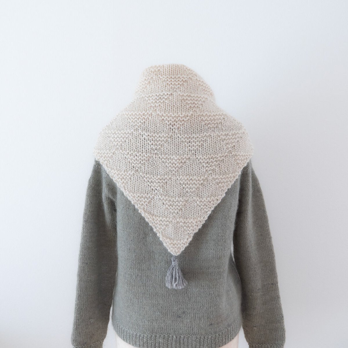 3kaku Shawl | Yucca