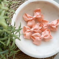 Bow (Peach) 7,5cm