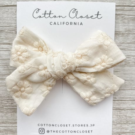 Flower Bow (Ivory) 9cm