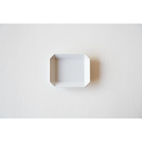 TY Square Plate / Plain Gray / 90