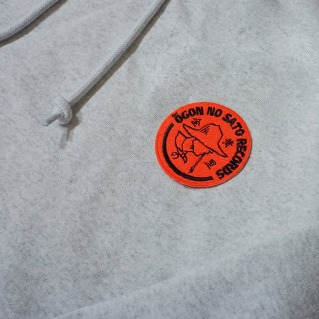黄金の里 ONE-POINT LOGOPATCH HOODIE