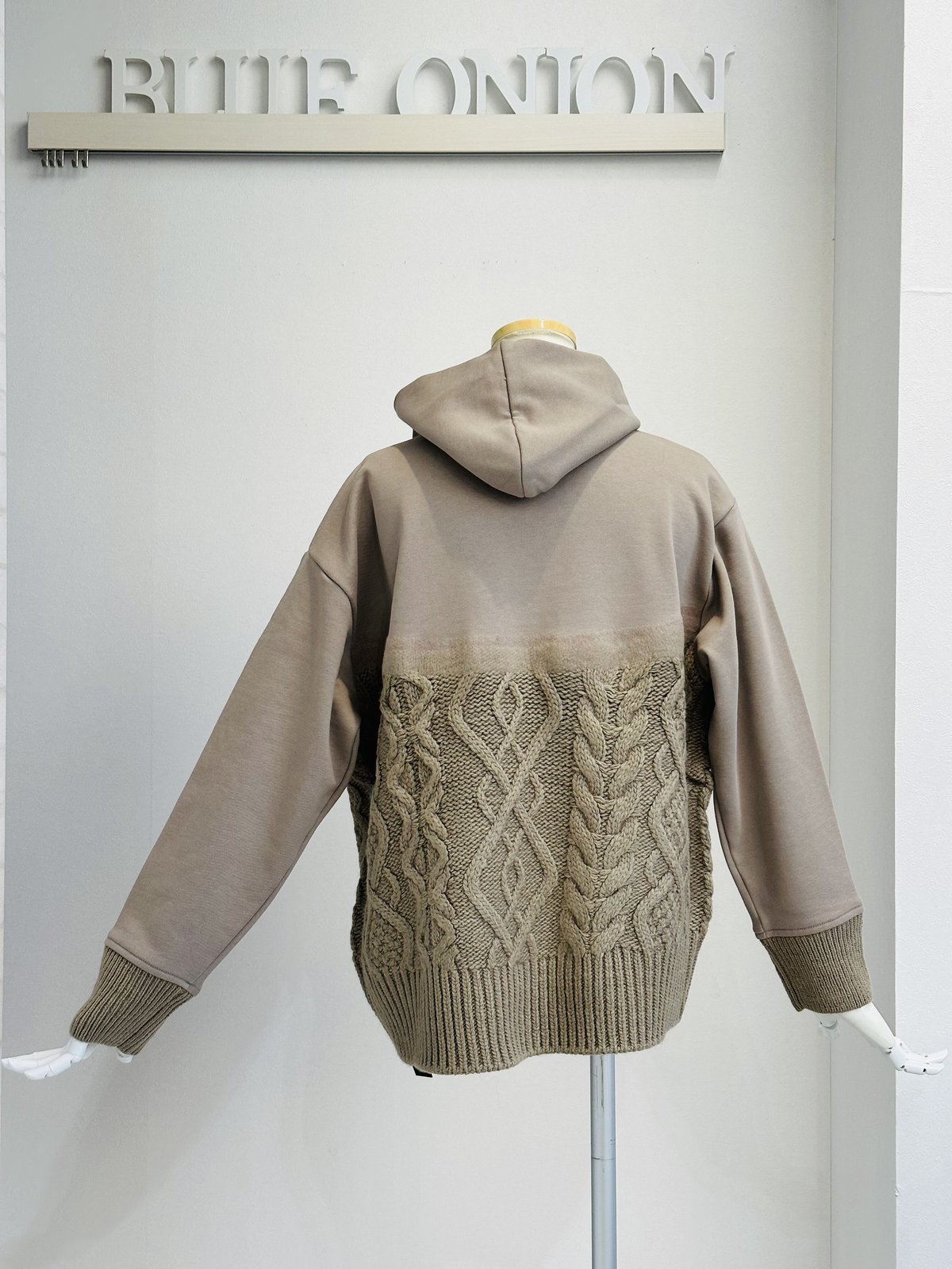 ニードルパンチパーカー 523404 | BlueOnionStore
