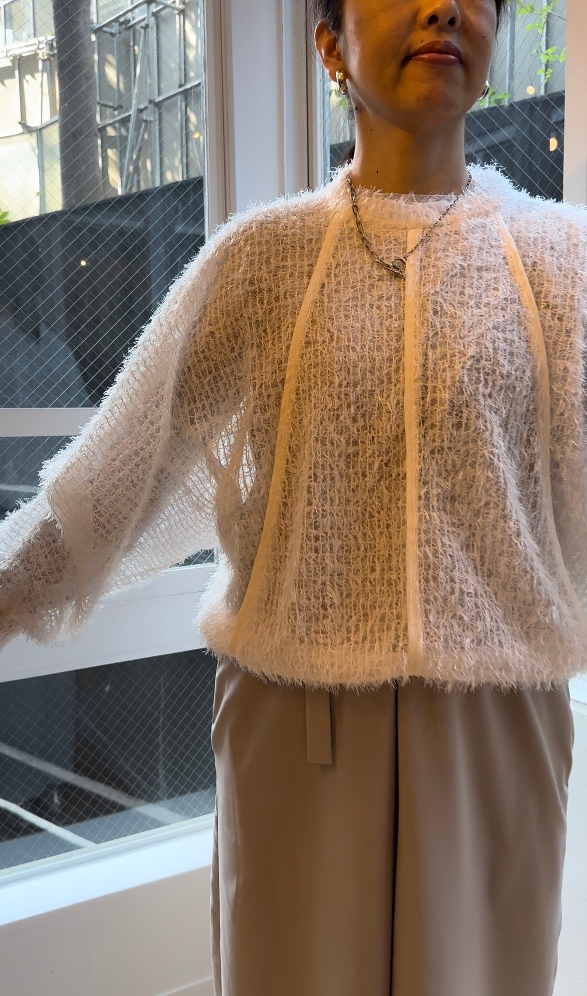 ジャカードチュールプルオーバーラリアムー