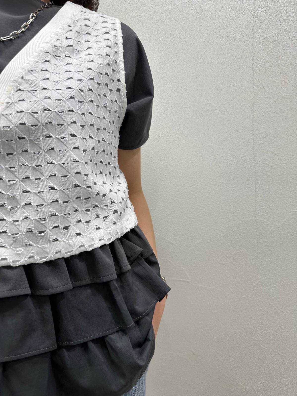CYAN tokyo シアントーキョー 24春夏ご予約】 フリルレイヤー CYAN tokyo シアントーキョー 24春夏ご予約】 フリルレイヤー
