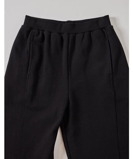 【YENN   イエン　25aw    秋ご予約】  KNEE TUCK SWEAT pants　Y253-31078    2506b