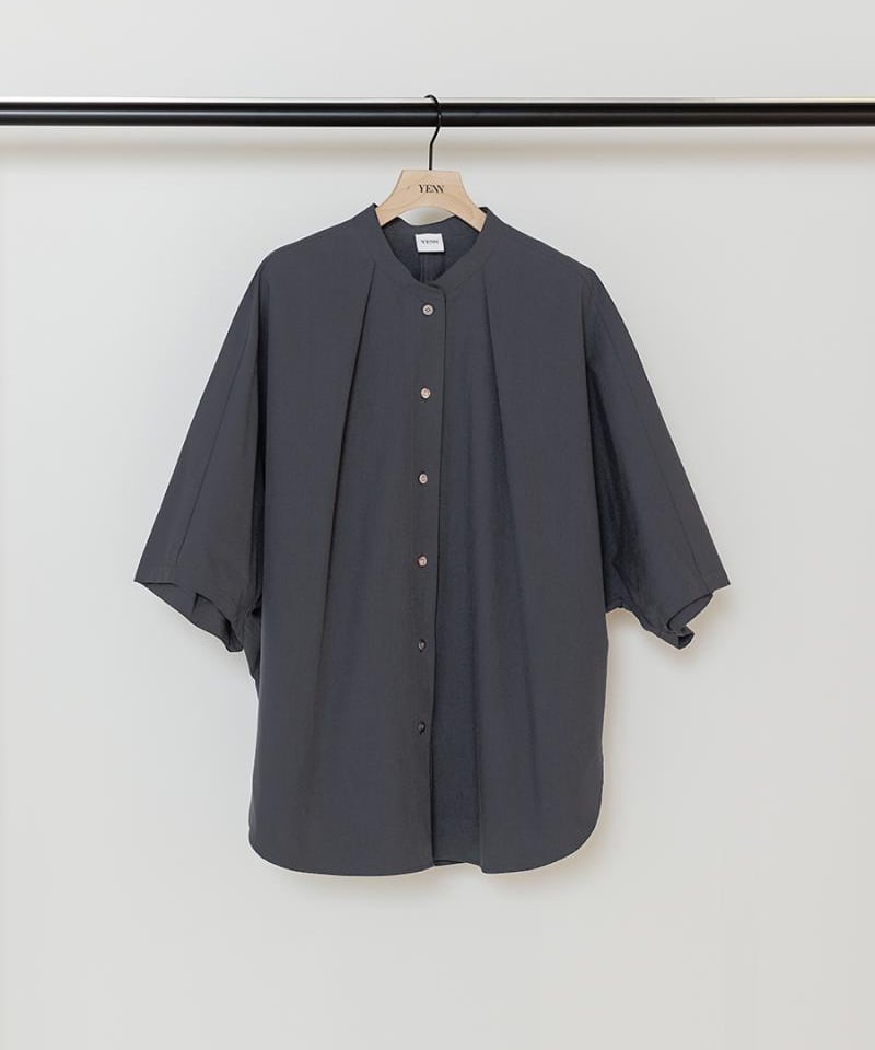 最終値下げYENN ラウンドフォルムシャツ A/W