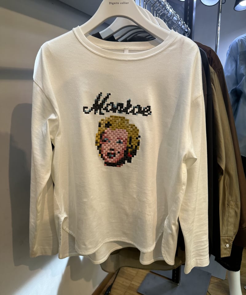 モザイク刺繍(モンロー)ロンTee 809004 | BlueOnionStore モザイク刺繍(モンロー)ロンTee 809004 | BlueOnionStore
