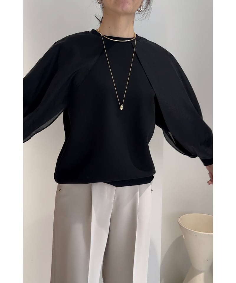 CHIGNON シニオン 24秋ご予約】 シアースリーブダンボールプルオーバー 