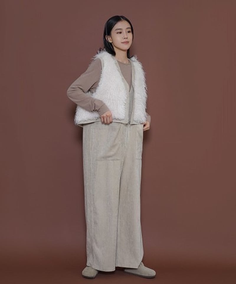 CYAN tokyo シアントーキョー 25秋冬ご予約】 MIXファーZIPベスト 507