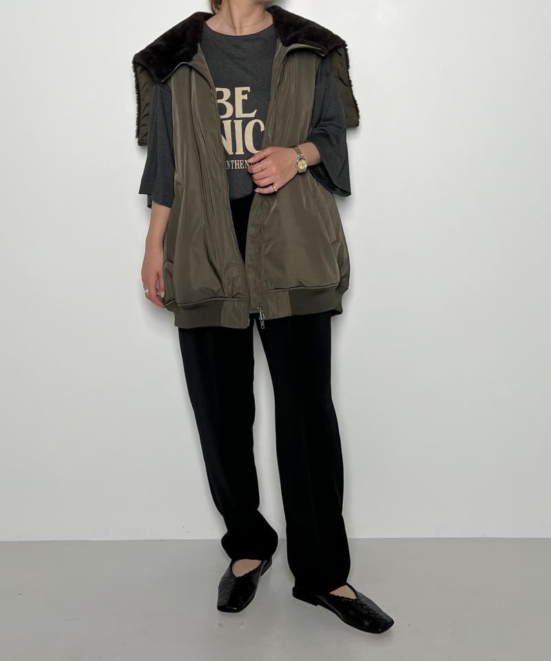 CHIGNON シニオン 24秋ご予約】 フードZIPモッズベスト 4744-042M