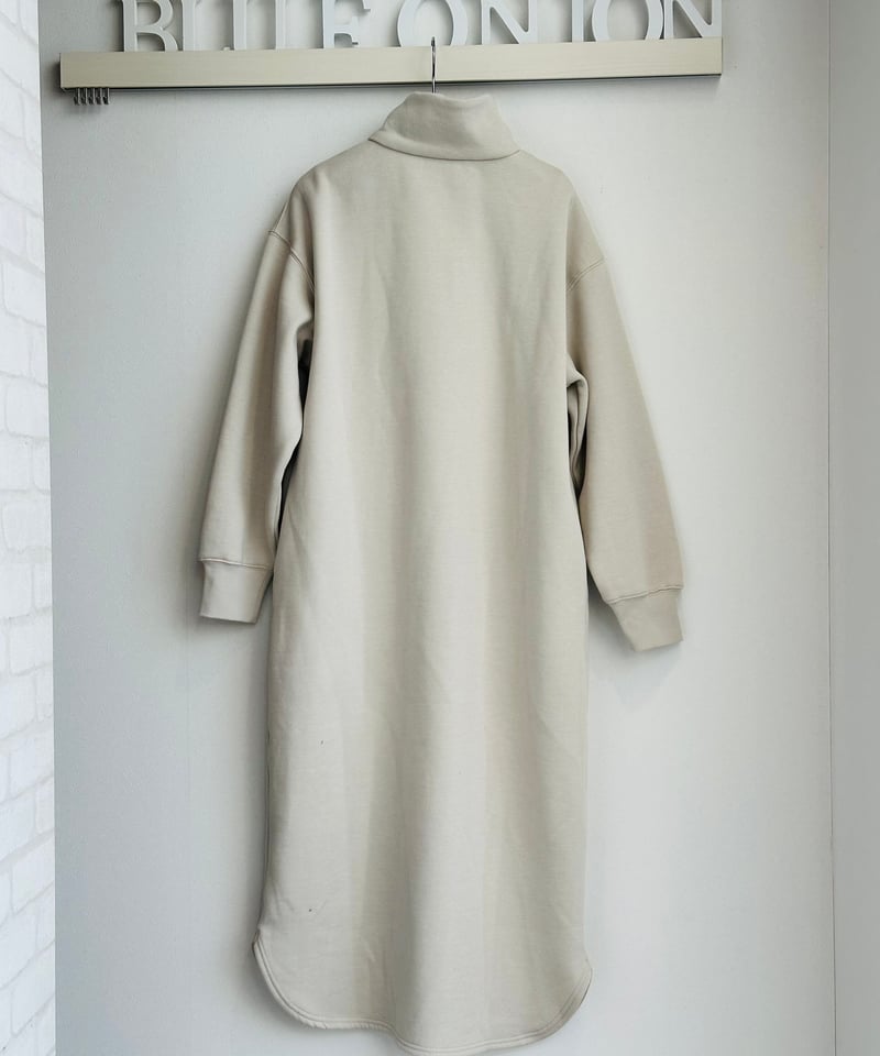 入荷即完売で再入荷☆ 爆暖ハーフZIPワンピース 352-85702 入荷即完売で再入荷☆ 爆暖ハーフZIPワンピース 352-85702
