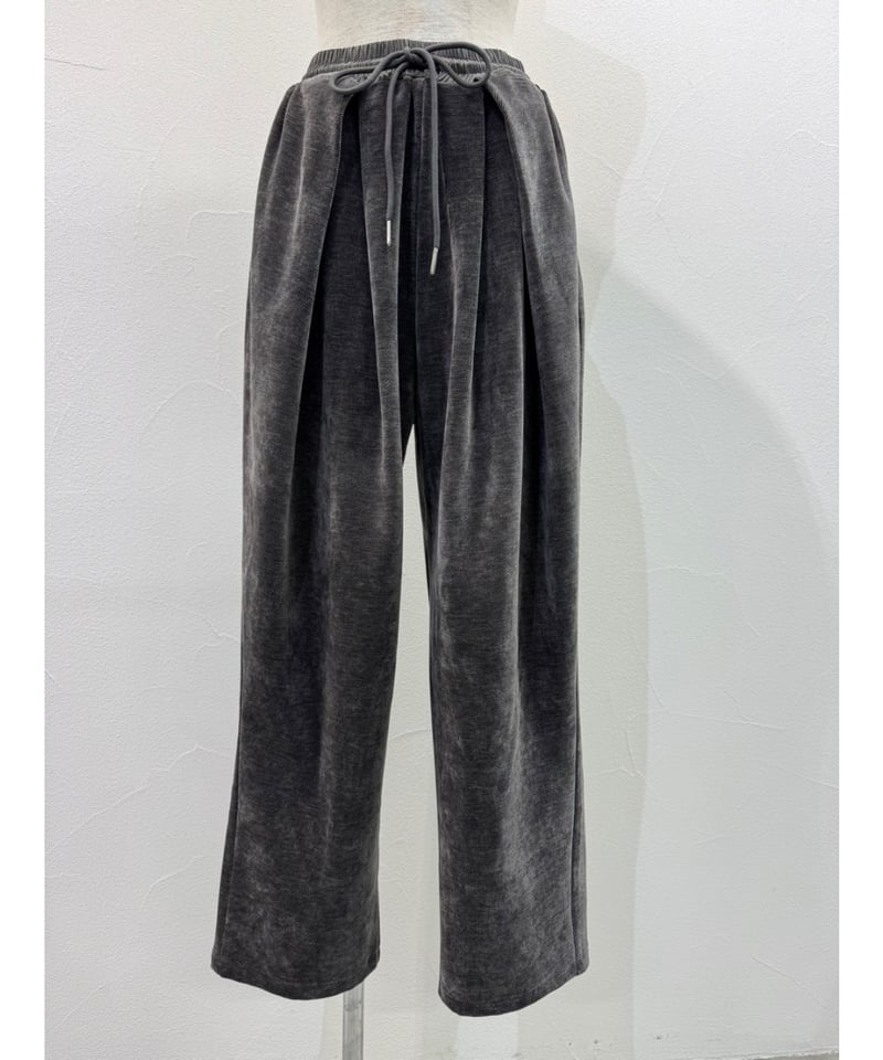 CYAN tokyo シアントーキョー 25秋冬ご予約】 カルゼベロアオーバー