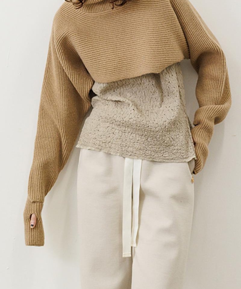YENN SHORT HOODIE GLOVE PO ベージュ YENN SHORT HOODIE GLOVE PO ベージュ