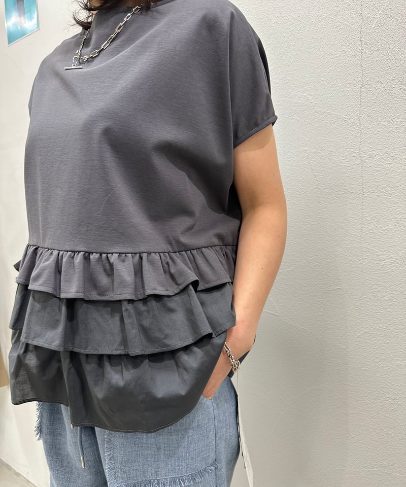 CYAN tokyo シアントーキョー 24春夏ご予約】 フリルレイヤーフレンチ 