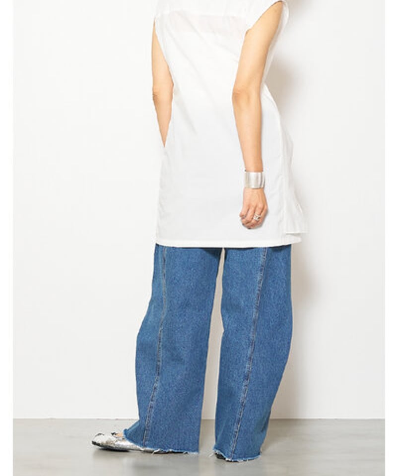 YENN イエン 25ss 春夏ご予約】 KNEE TUCK DENIM PT YENN イエン 25ss 春夏ご予約】 KNEE TUCK DENIM PT