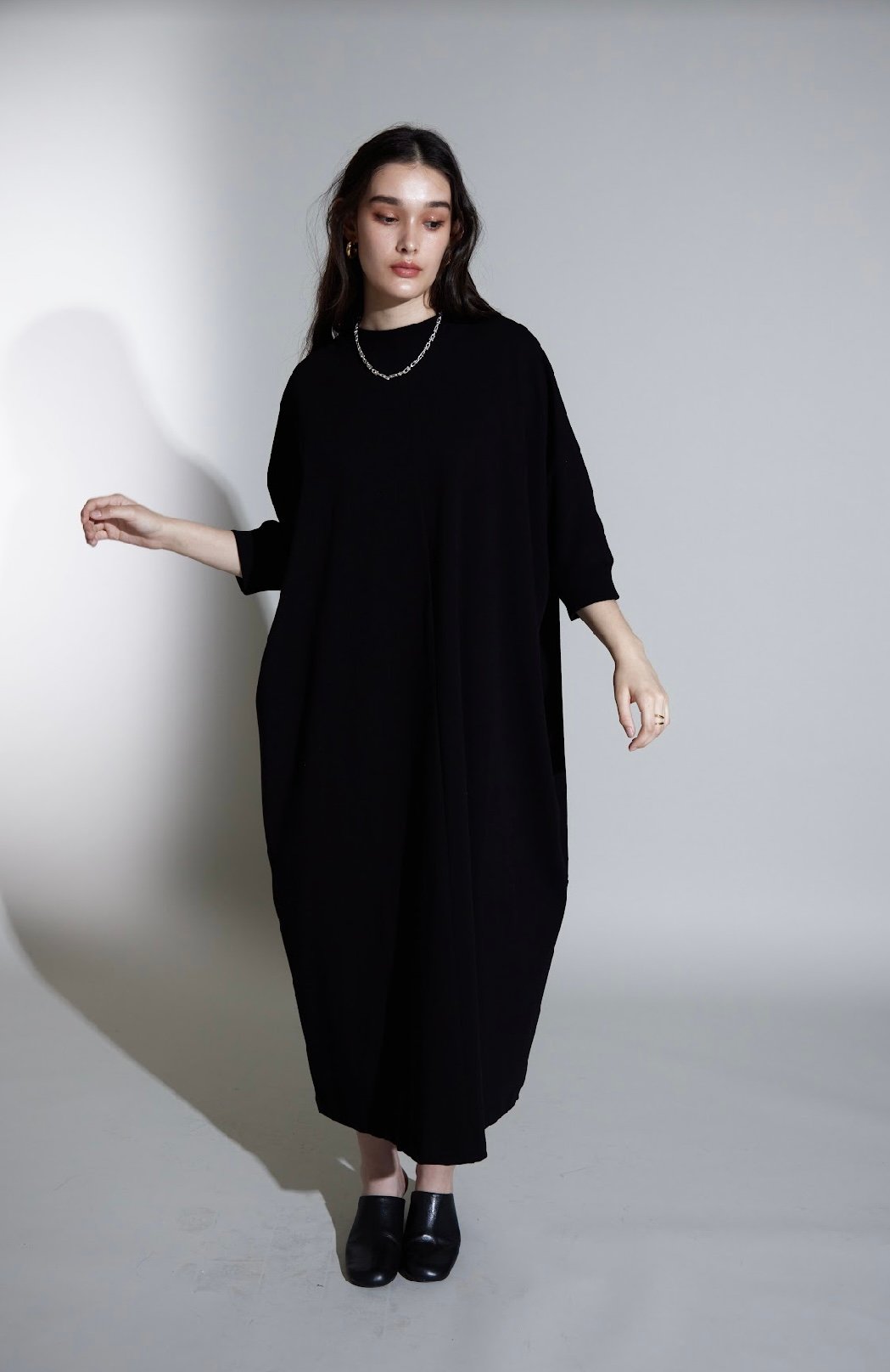ボックスラインリブ使いワンピース 242530 | BlueOnionStore