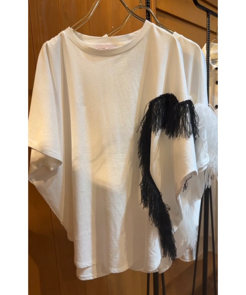 MARGAUX マルゴー 25春ご予約】 Heart cord embroidery T MARGAUX マルゴー 25春ご予約】 Heart cord embroidery T
