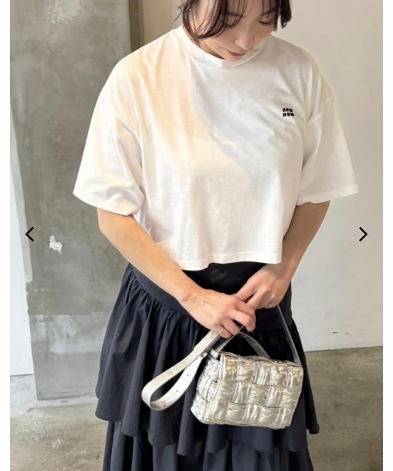 カデュネ　新品正規品　フロッキーロゴT-shirt　Tシャツ　ベージュ NEWNEWフロッキーロゴクロップド丈Tシャツ a19-008 | BlueOnionStore